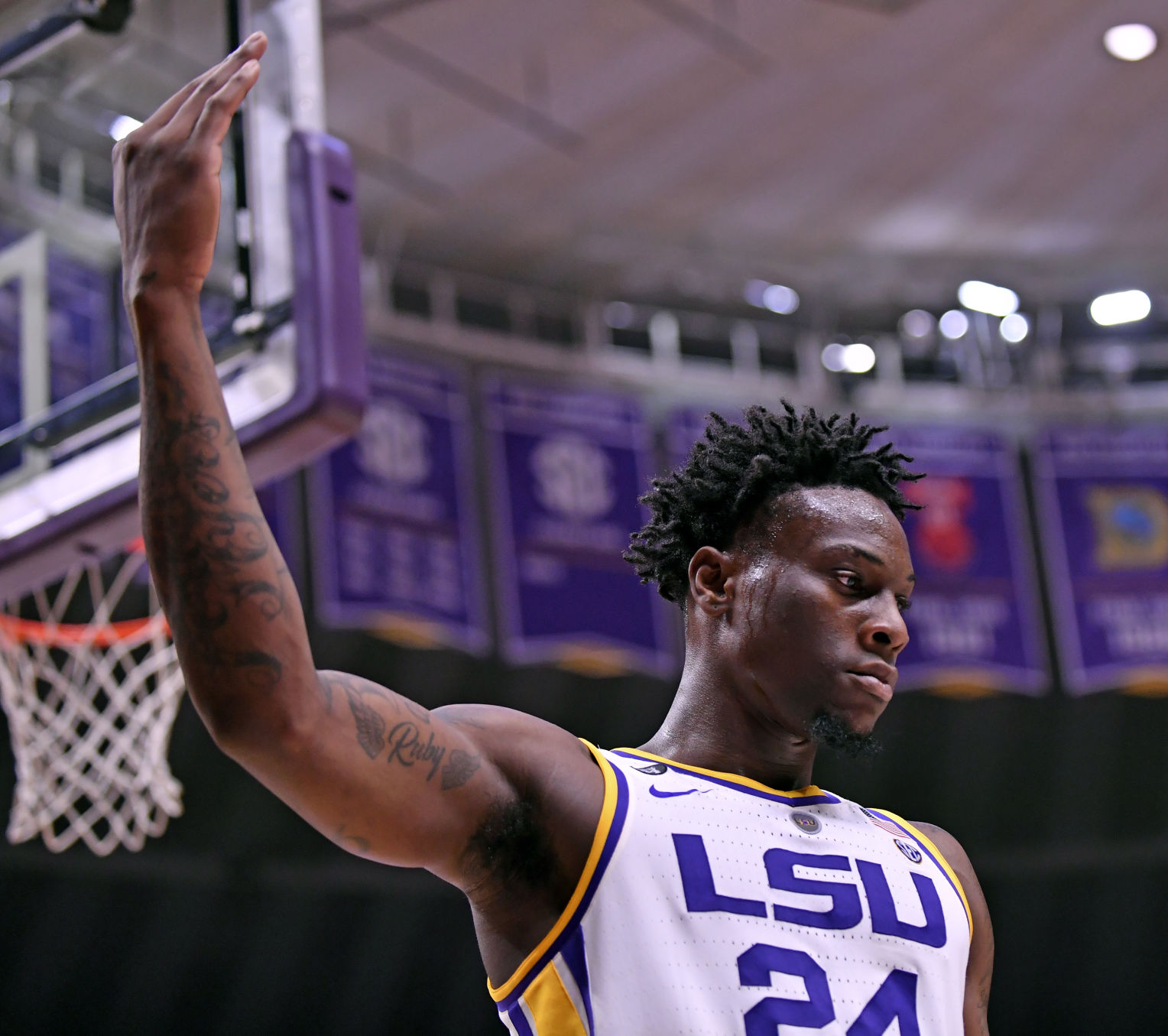 lsualabamabasketball.010919_HS_851